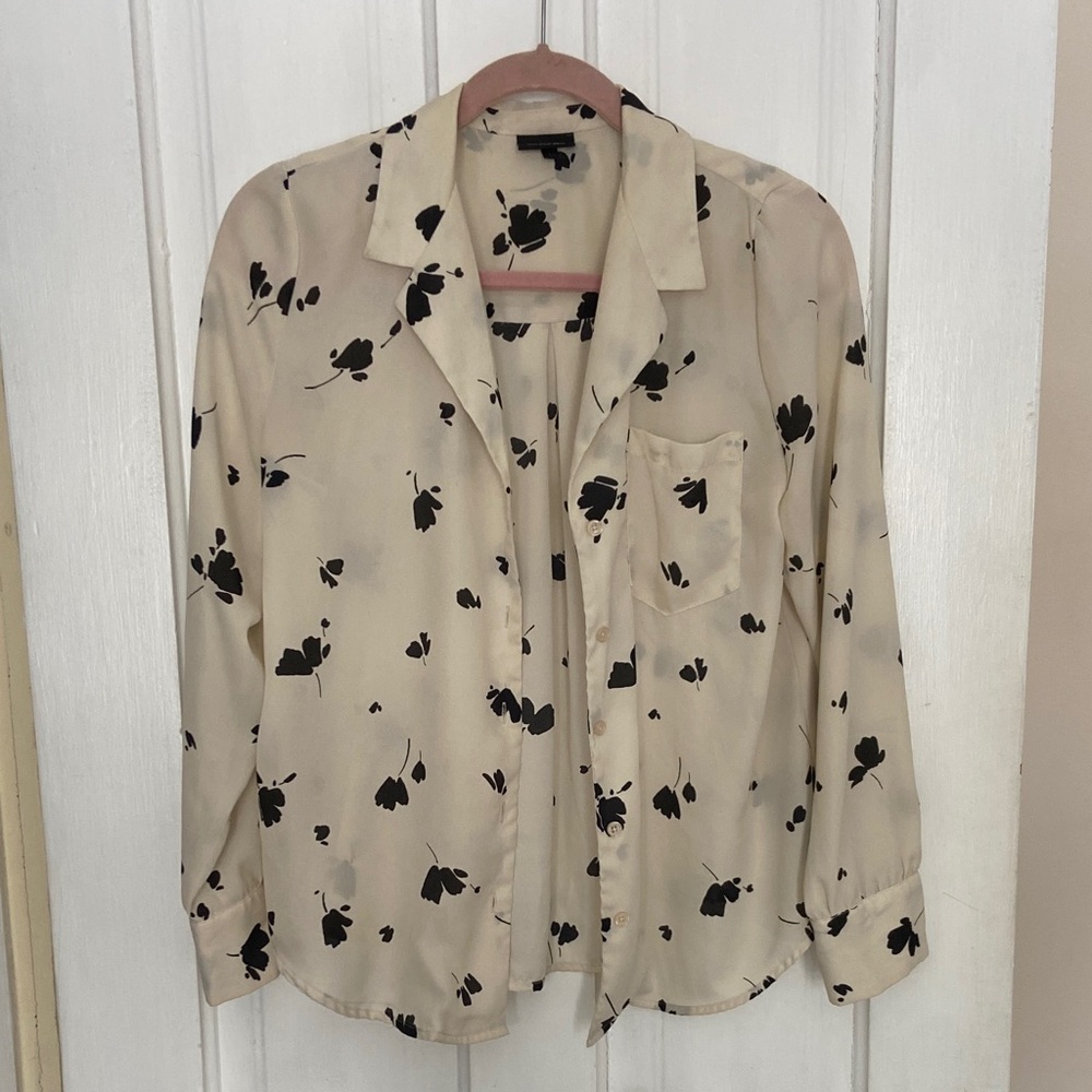Who What Wear Cream and Black Button Down Shirt
